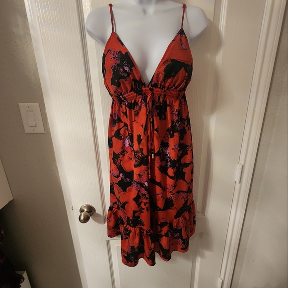 Spaghetti Strap Red Floral Dress Tie Waist - Picture 2 of 4